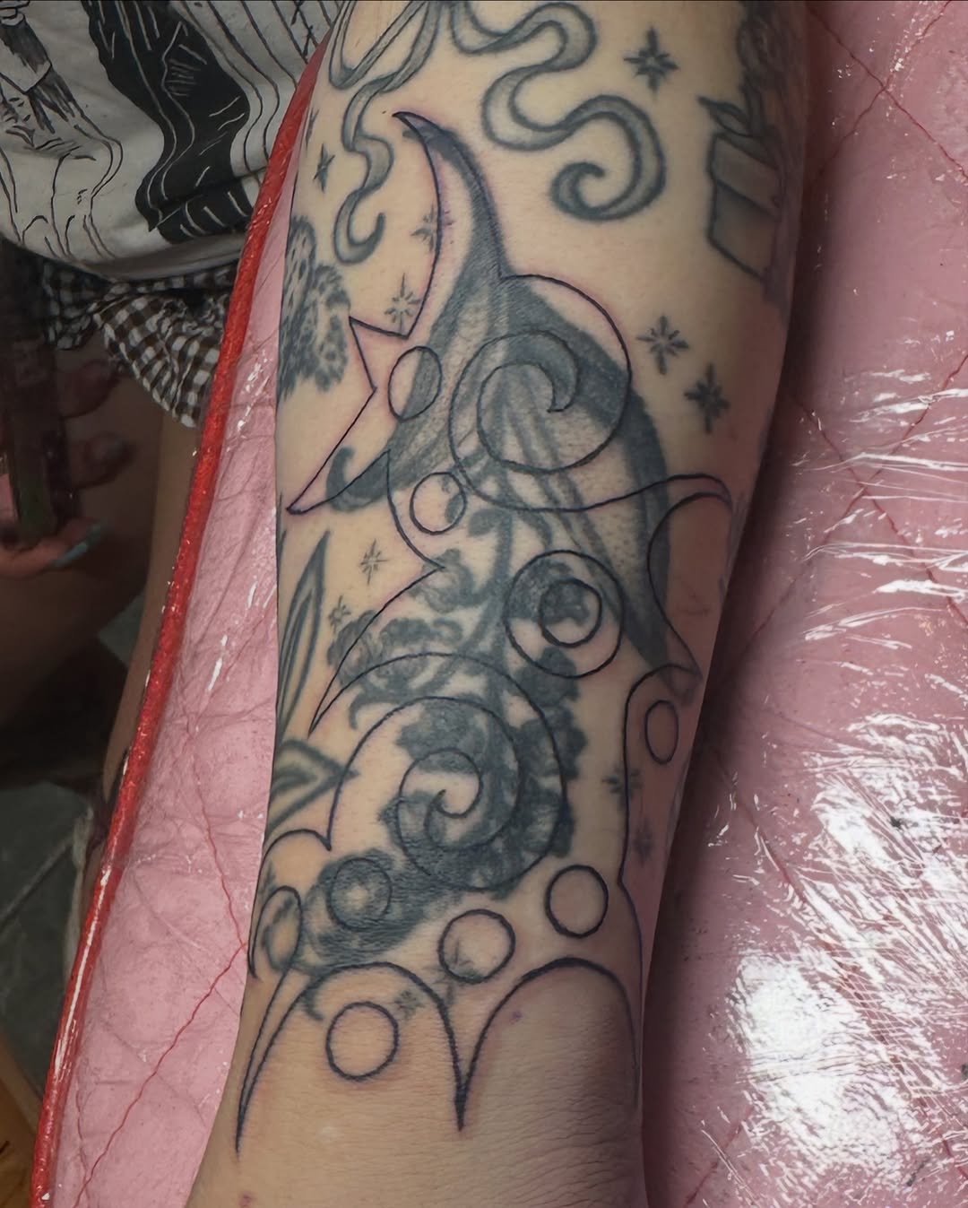 Tattoo by @rachelktattoo — black_and_grey, ornamental