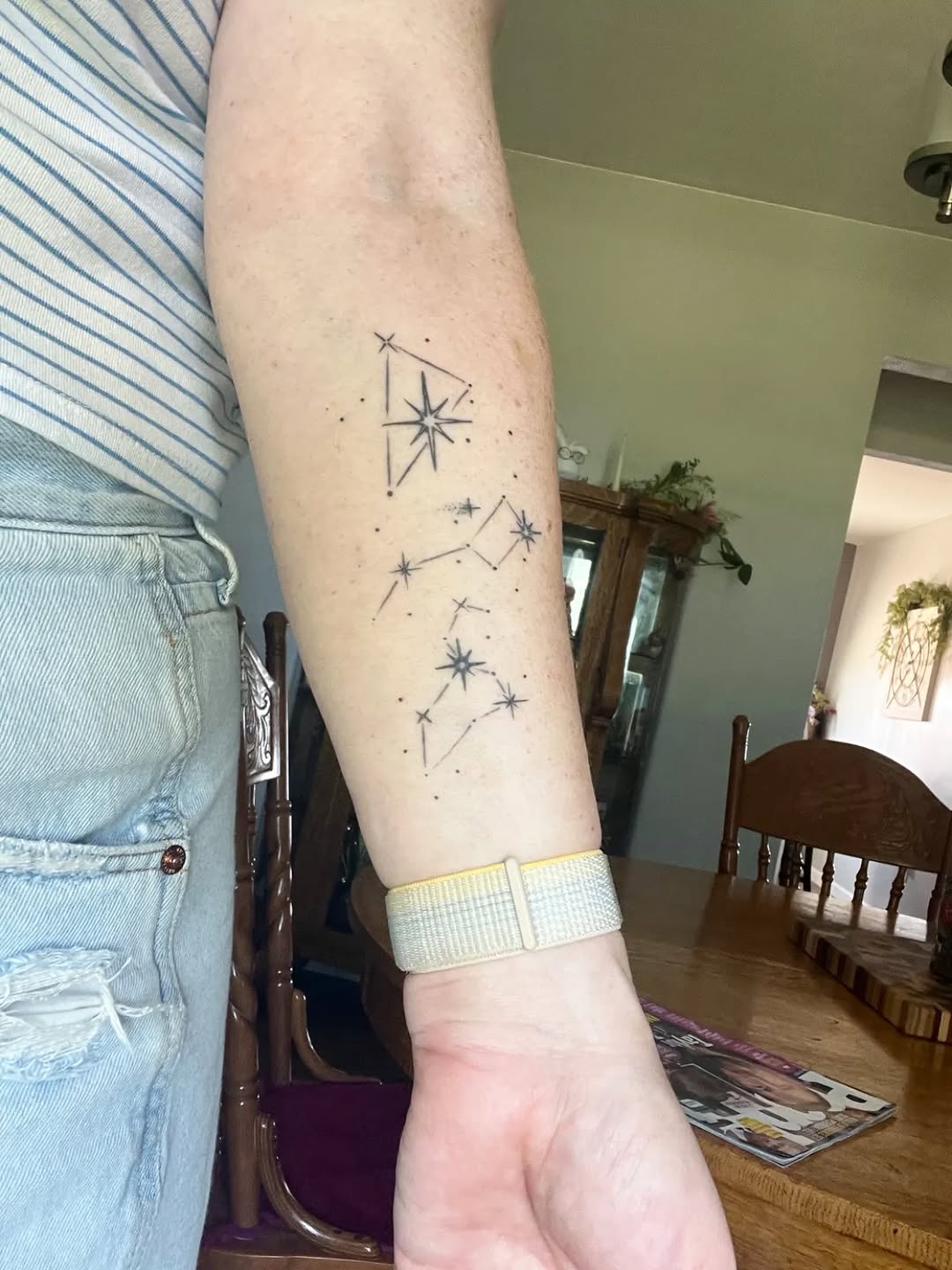 Tattoo by @divagirl_superstar — fine_line, minimalist