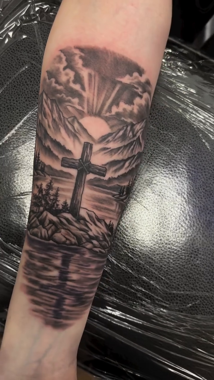 Tattoo by @solomon.ink — black_and_grey, realism