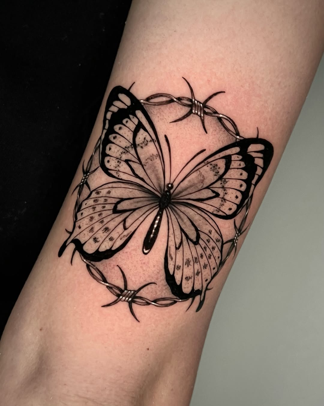 Tattoo by @caitybugink β black_and_grey, realism