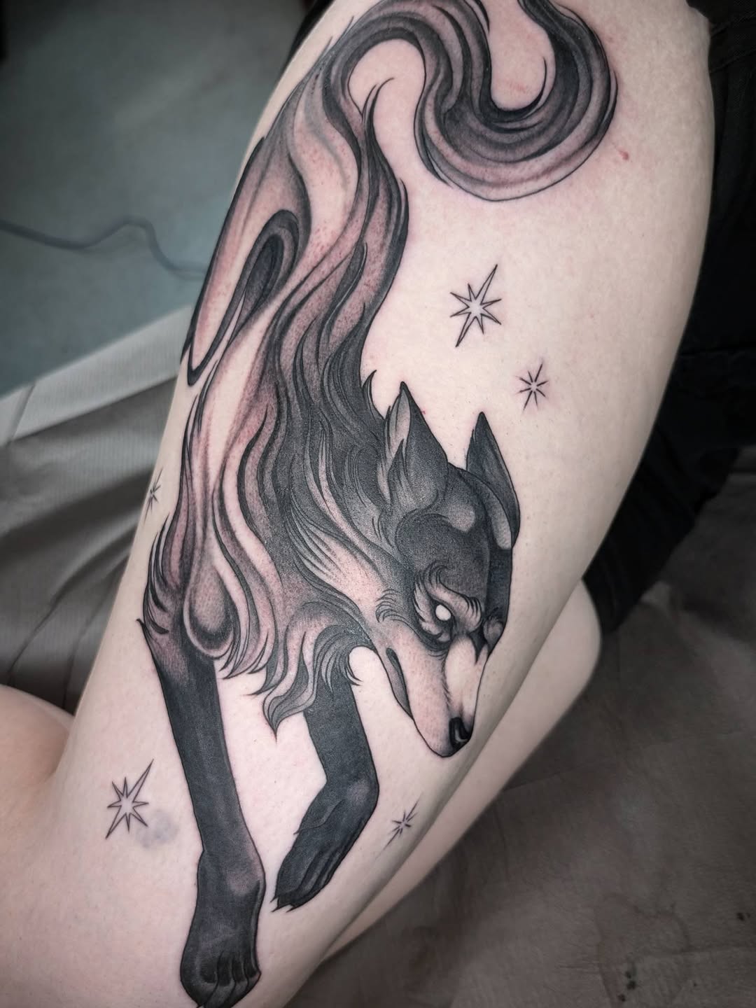 Tattoo by @jainagoldtattoos — black_and_grey, illustrative