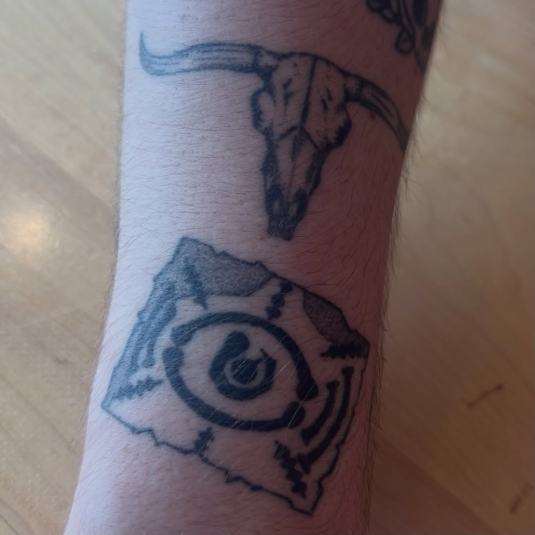 Tattoo by @tattoosbysamira — black_and_grey, realism