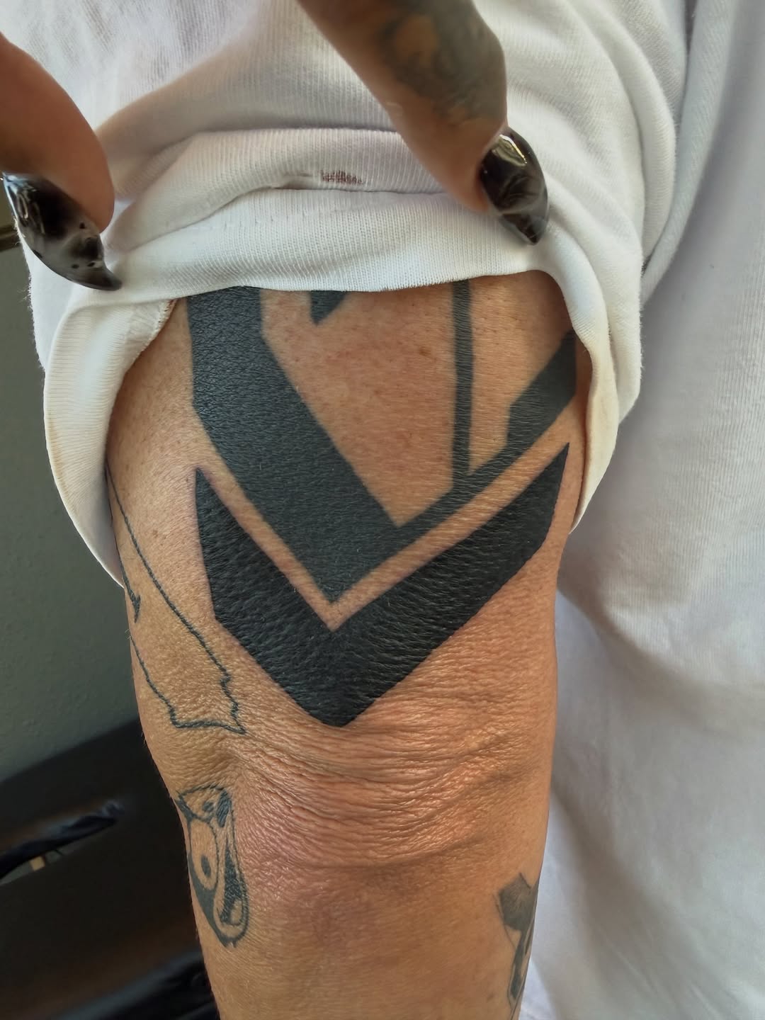 Tattoo by @loveyoutodeathtattoo — blackwork