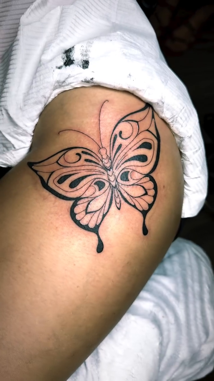 Tattoo by @leeink_studio — fine_line
