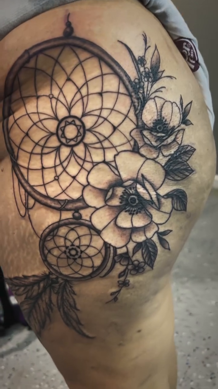 Tattoo by @mazeink_ — black_and_grey, realism