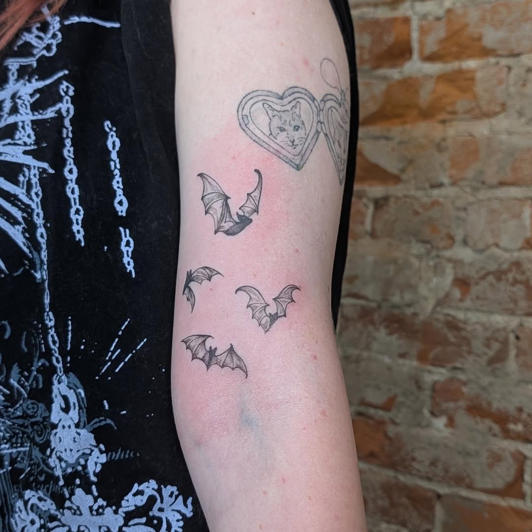 Tattoo by @rayns.ink — fine_line