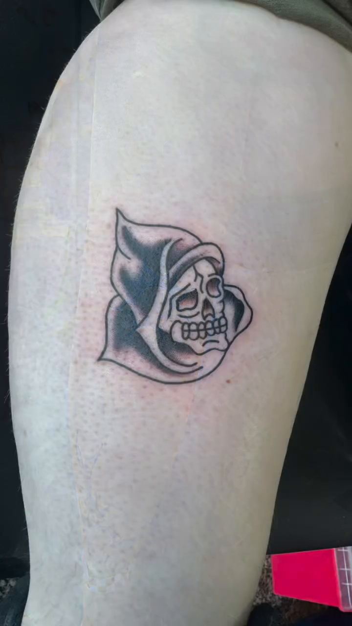 Tattoo by @megz_tattz — blackwork