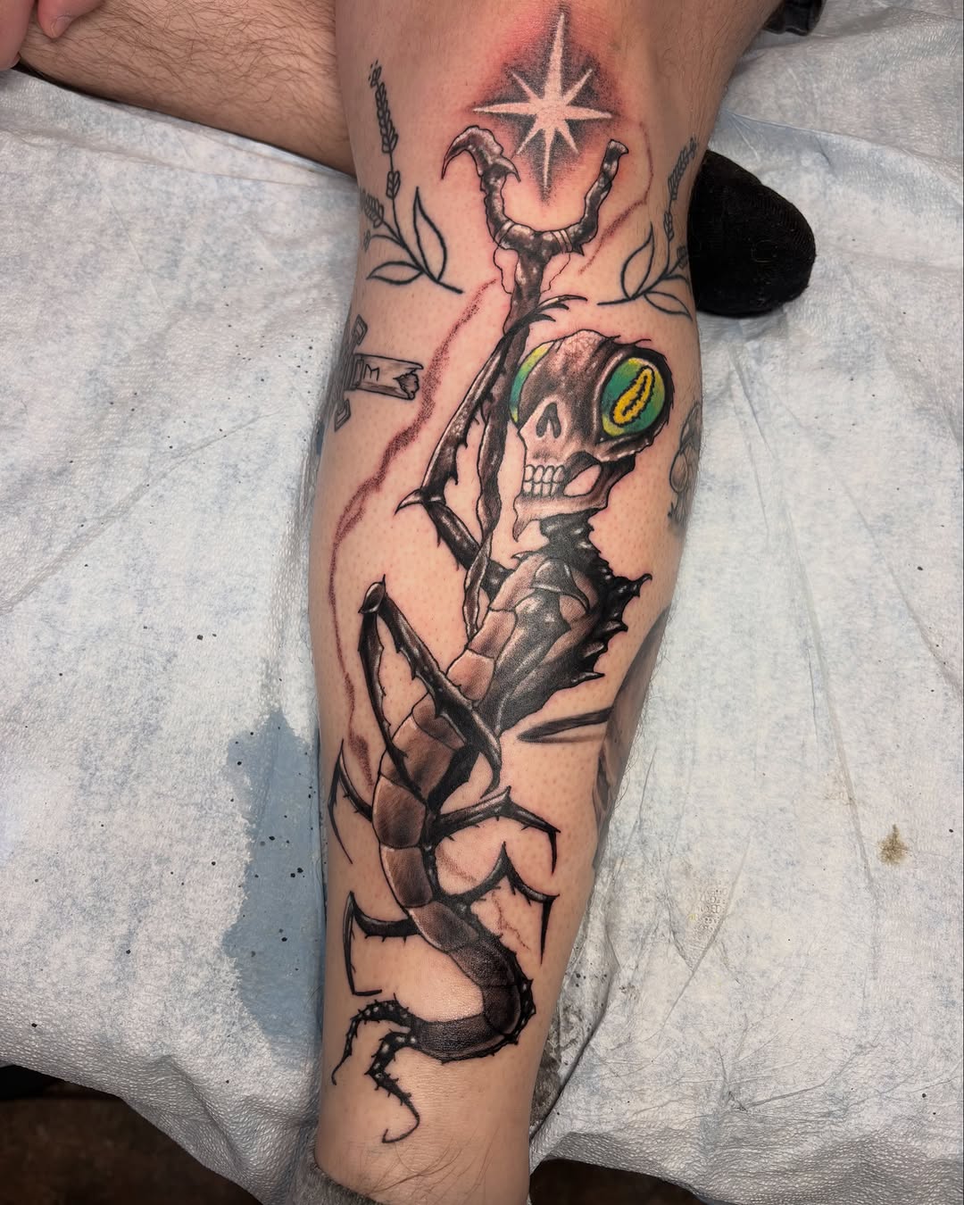 Tattoo by @arkoudatattoo β dark_realism, blackwork