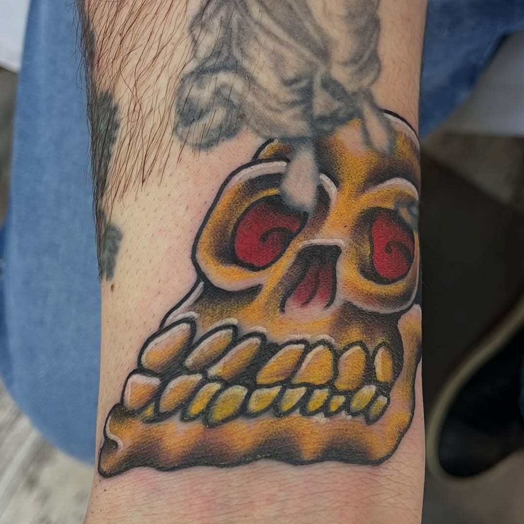 Tattoo by @slimwinters — new_school