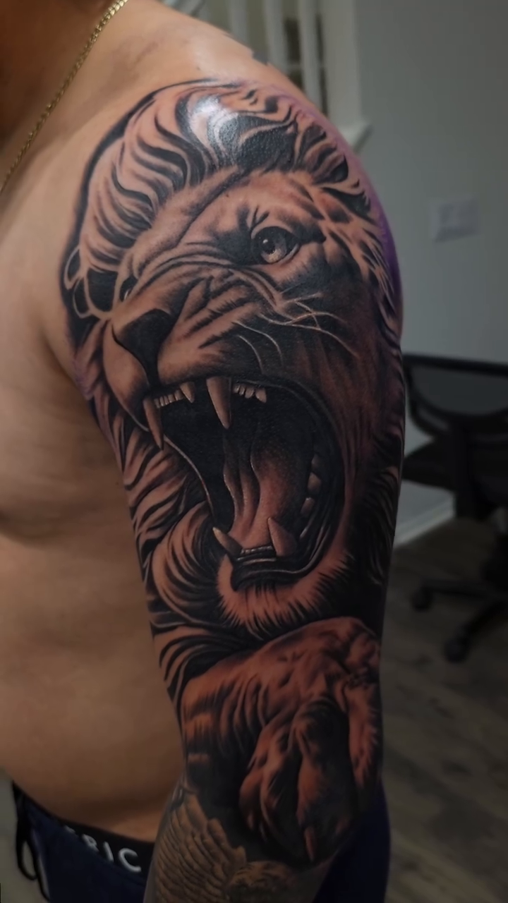 Tattoo by @mariio_iinks — realism, black_and_grey
