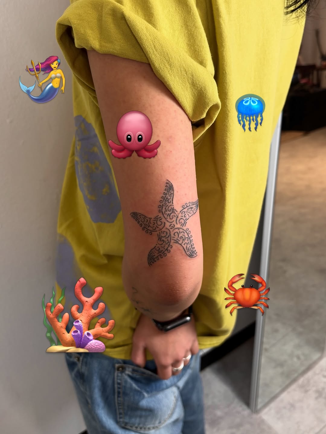 Tattoo by @aaaaaaaayotime — fine_line, ornamental