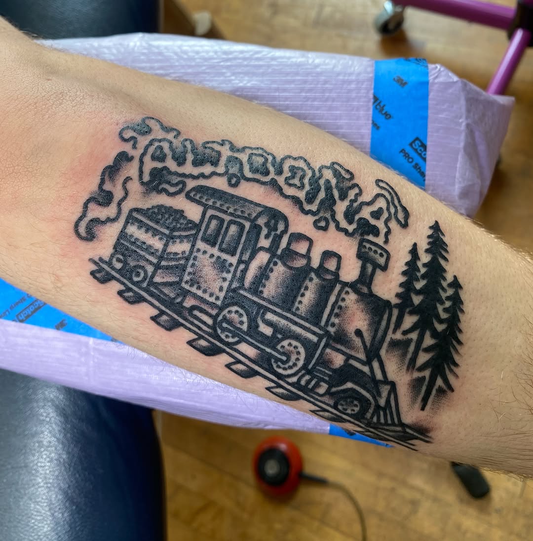 Tattoo by @brucevtattoo — american_traditional