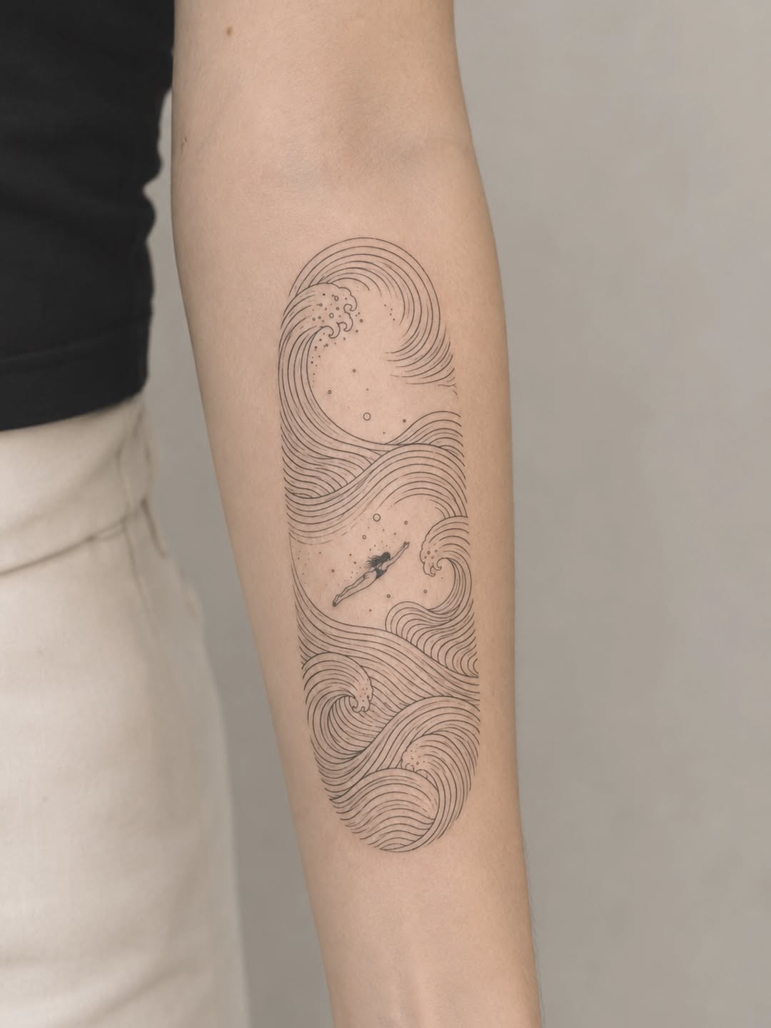 Tattoo by @craneveil.tattoo — fine_line, minimalist