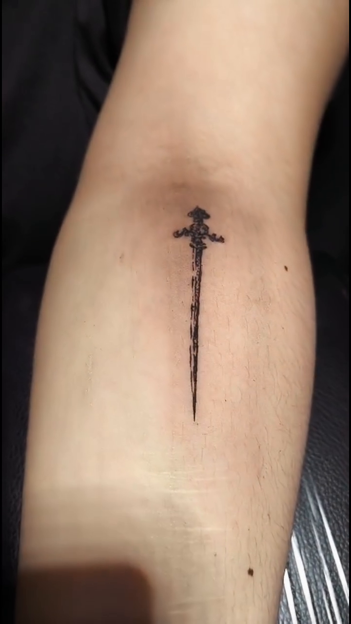Tattoo by @inkzilla_tattoos โ fine_line