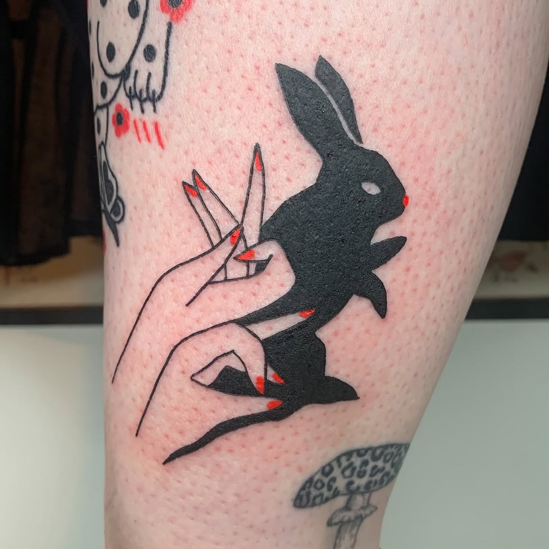 Tattoo by @bfrank.tattoo — blackwork, fine_line