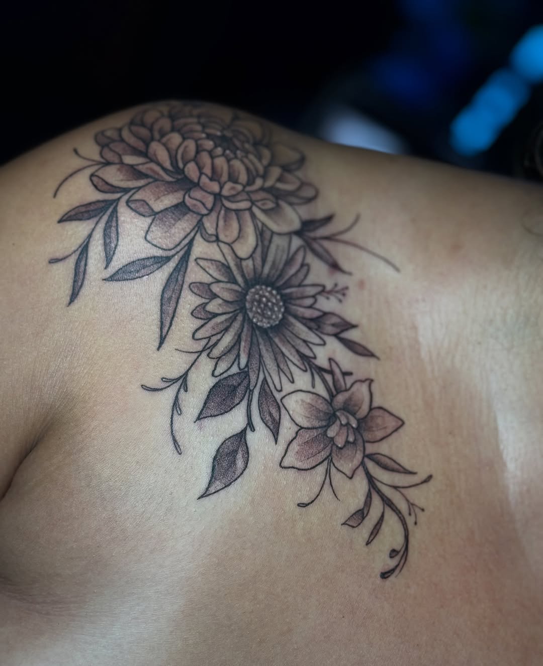 Tattoo by @ink.myth โ black_and_grey, fine_line