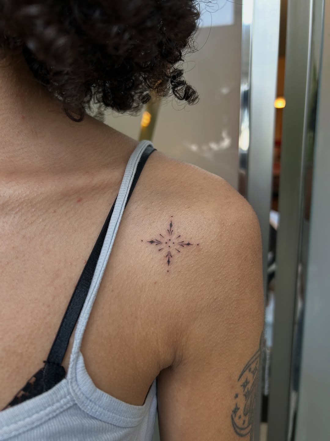 Tattoo by @leila.oko — fine_line, minimalist