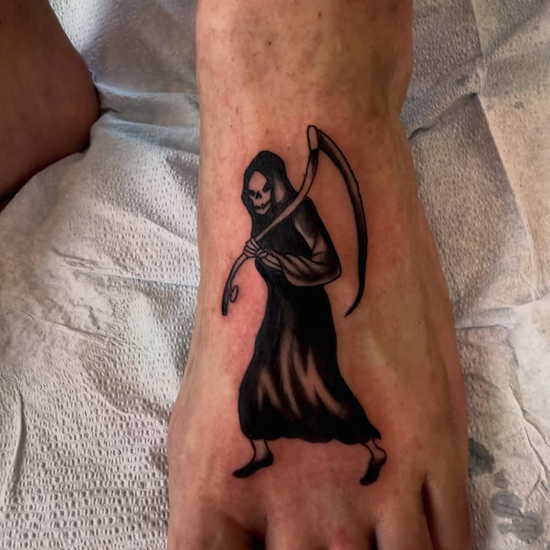 Tattoo by @noahvincenttattoo — black_and_grey, realism
