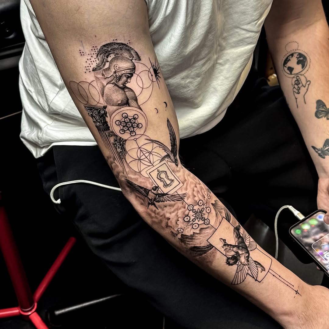 Tattoo by @dannyptattoos โ black_and_grey, geometric