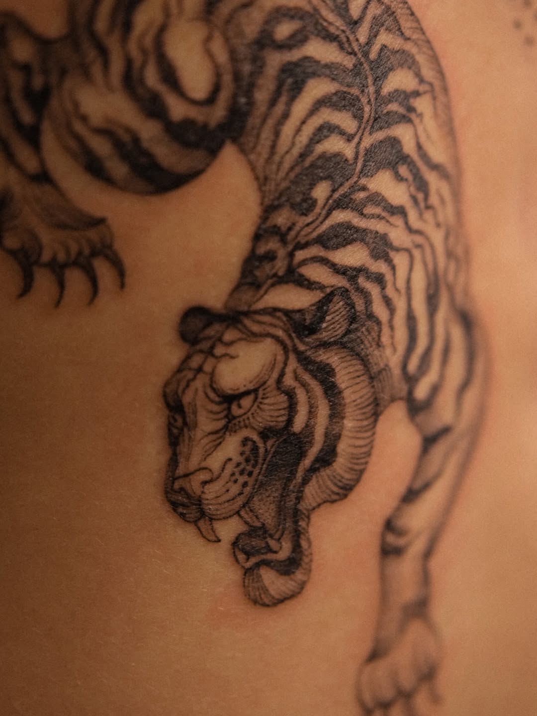Tattoo by @yuyutattoo — black_and_grey, realism