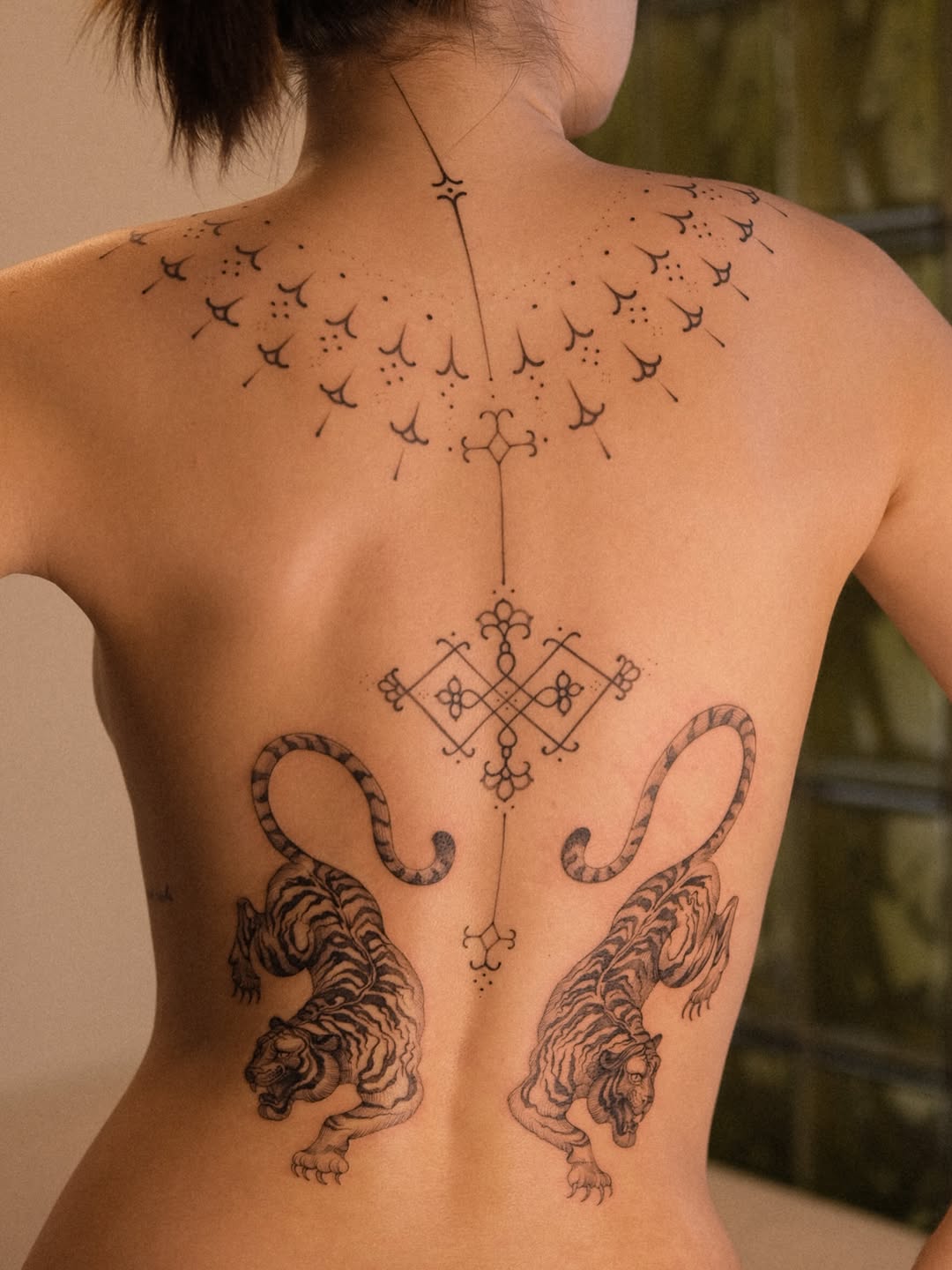 Tattoo by @yuyutattoo — black_and_grey, realism