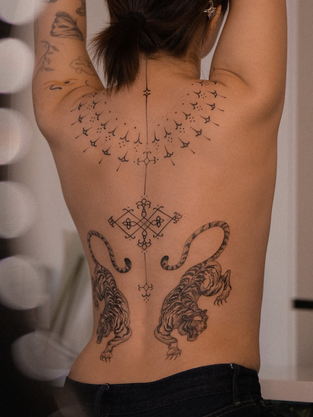 Tattoo by @yuyutattoo — black_and_grey, fine_line