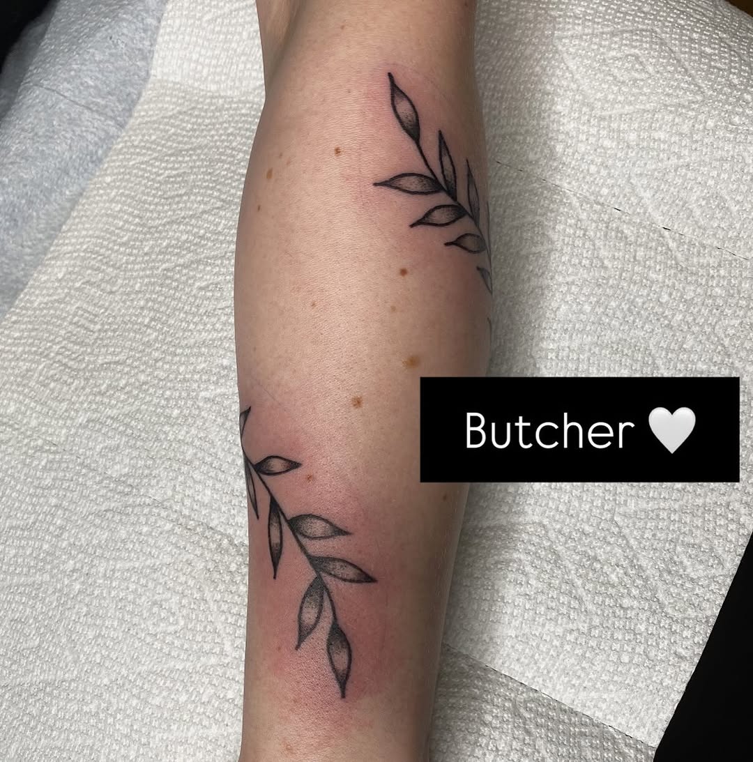 Tattoo by @caseybashertattoos — fine_line