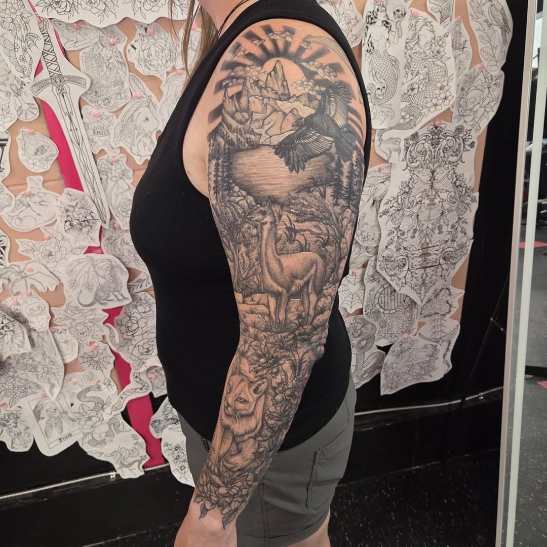 Tattoo by @you_aint_seen_muffins_yet β realism, black_and_grey