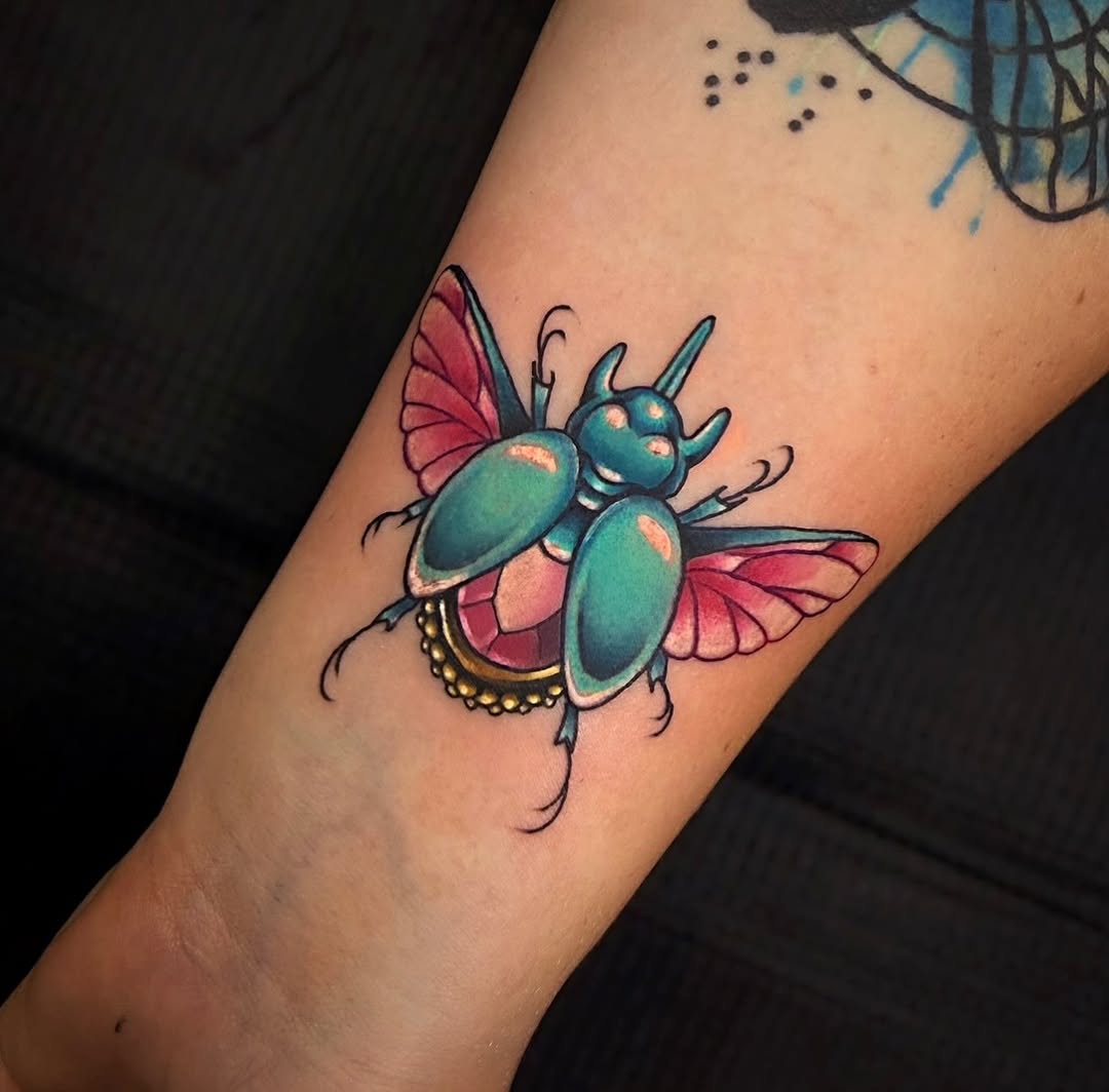 Tattoo by @electricladyink โ neo_traditional