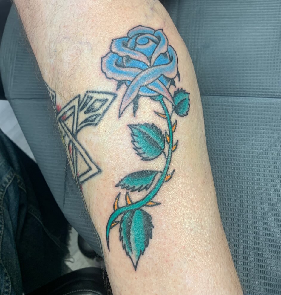 Tattoo by @buzzytatts β american_traditional