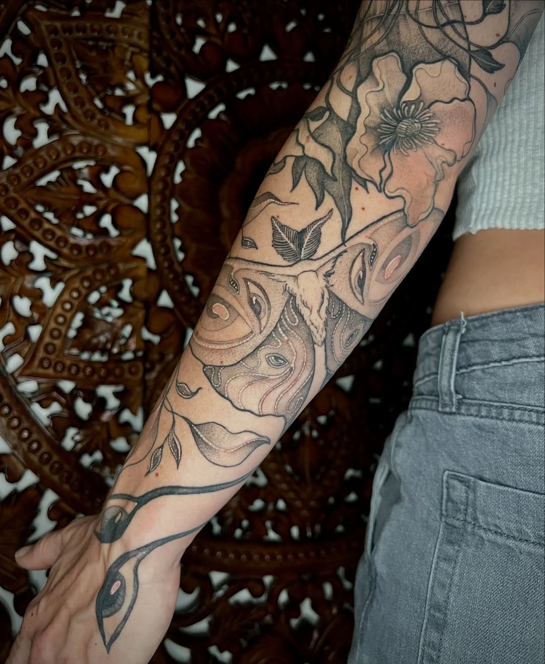 Tattoo by @patakota_ — black_and_grey, dotwork
