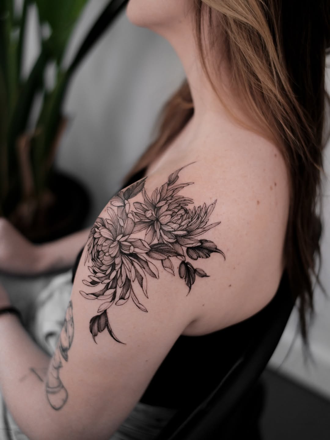 Tattoo by @tattoo.protsenko — black_and_grey, fine_line