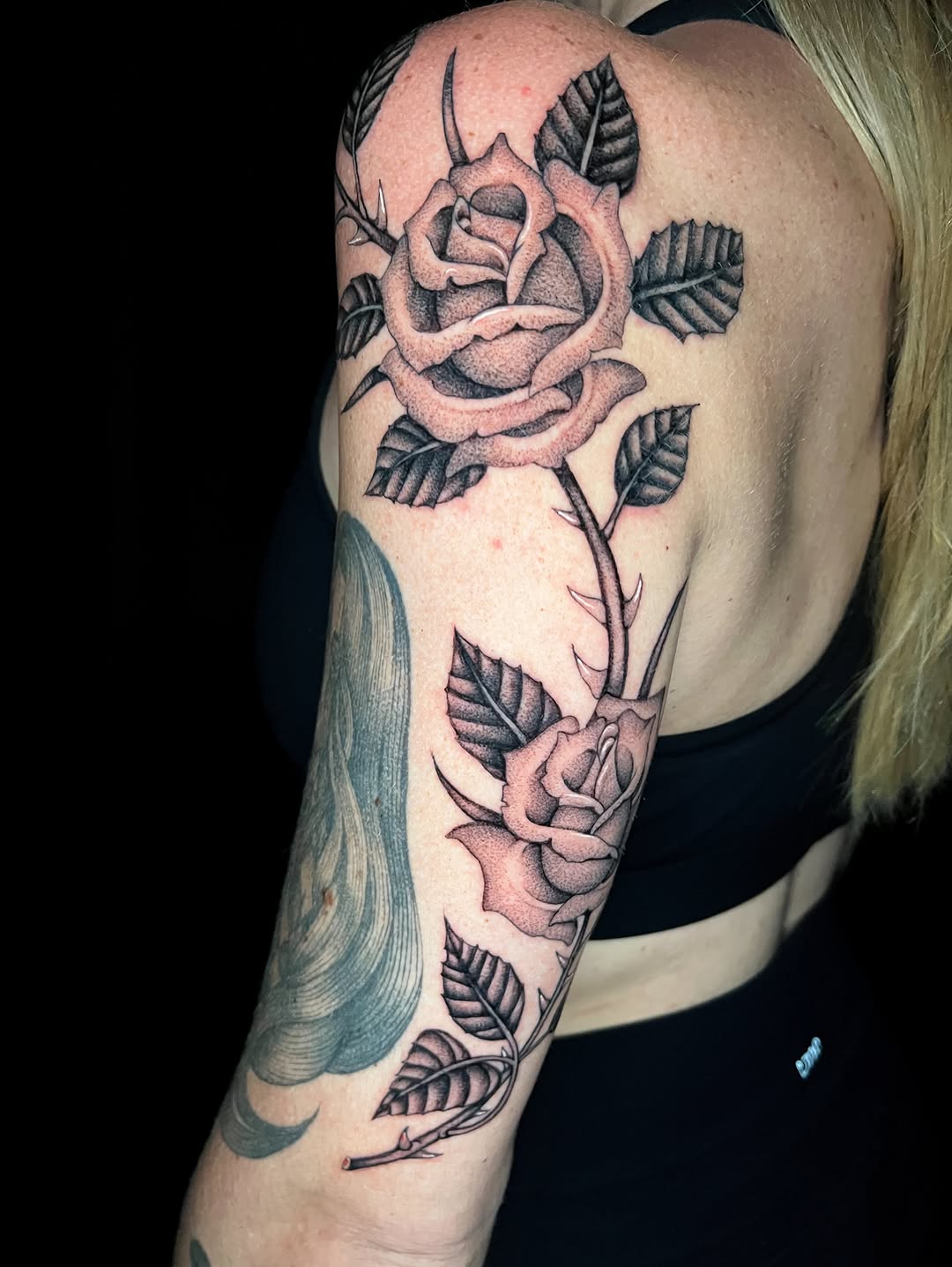 Tattoo by @derosario__ — black_and_grey, realism