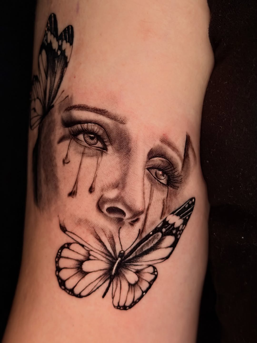 Tattoo by @vileinkzz — realism, black_and_grey