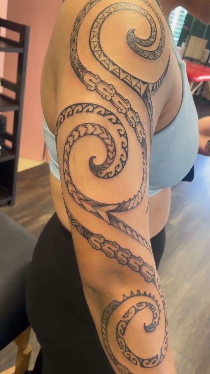 Tattoo by @tattoosbybluez โ tribal