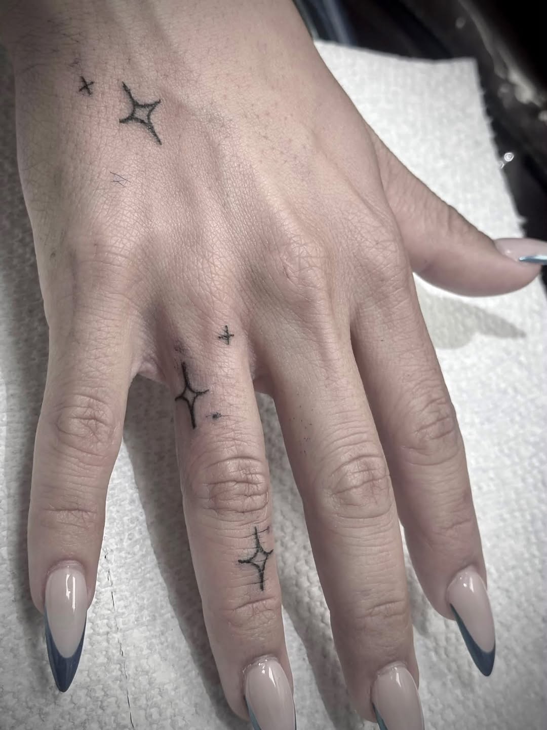 Tattoo by @tattoosbyhayden — fine_line, minimalist