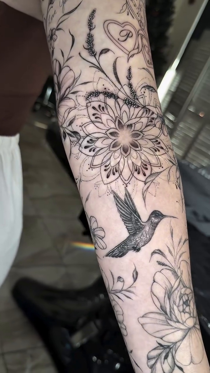 Tattoo by @dii_9dragons — fine_line, black_and_grey
