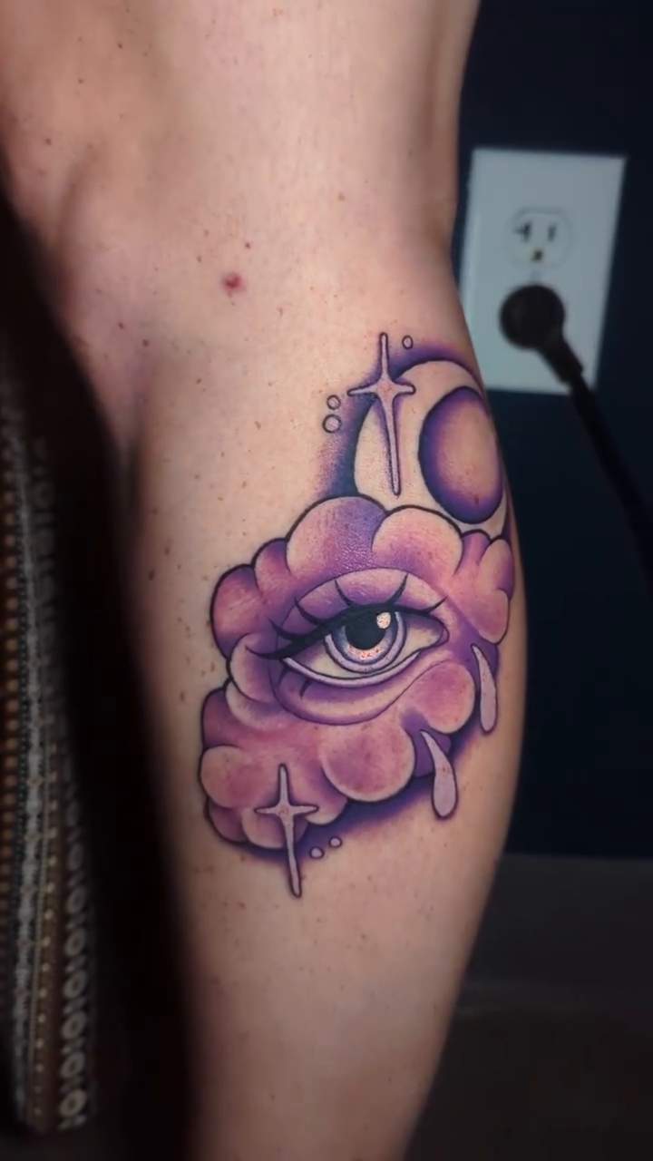 Tattoo by @narniatattoos — neo_traditional, black_and_grey