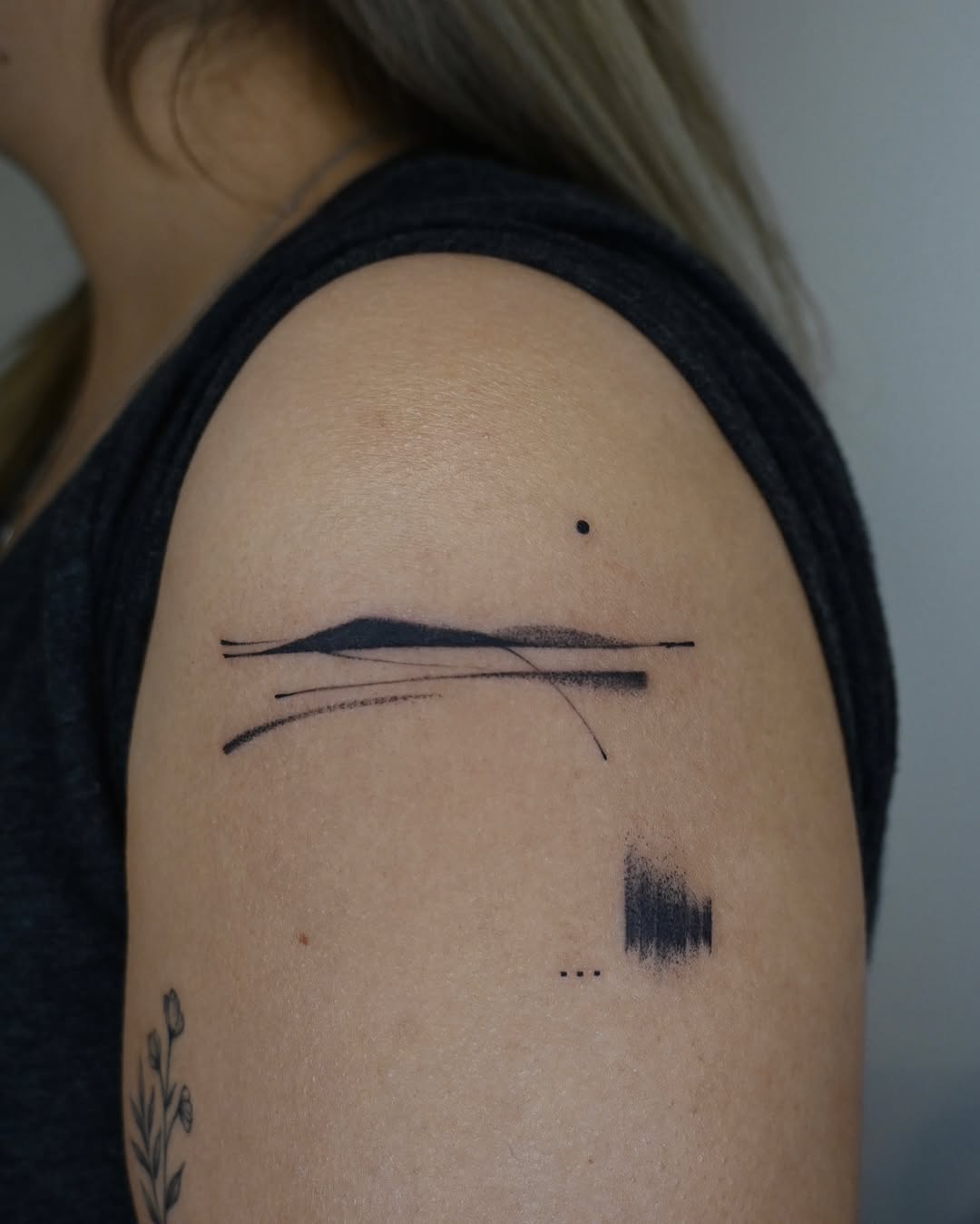 Tattoo by @__lee.young — blackwork, minimalist