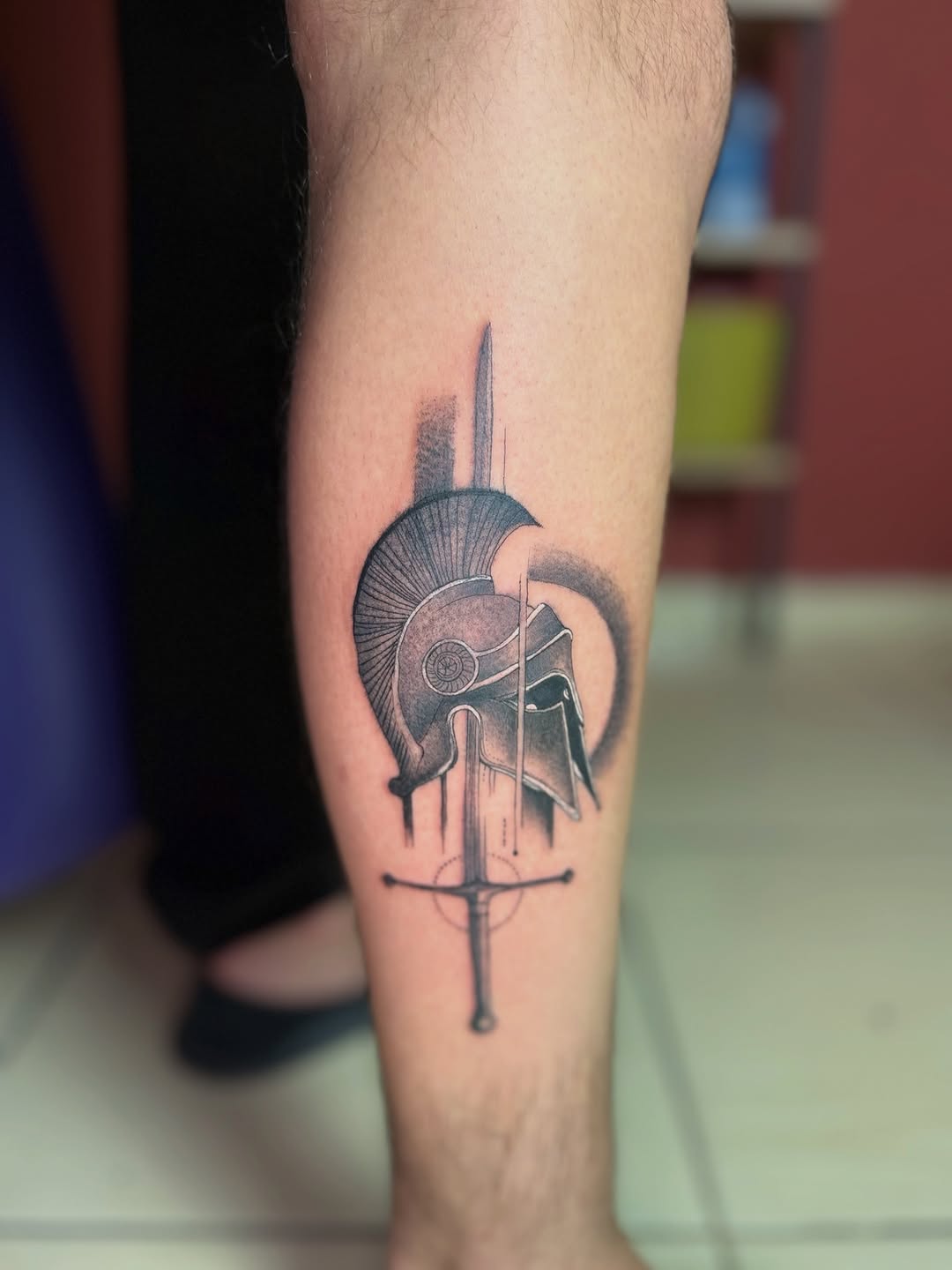 Tattoo by @relicglow_ink โ black_and_grey, geometric