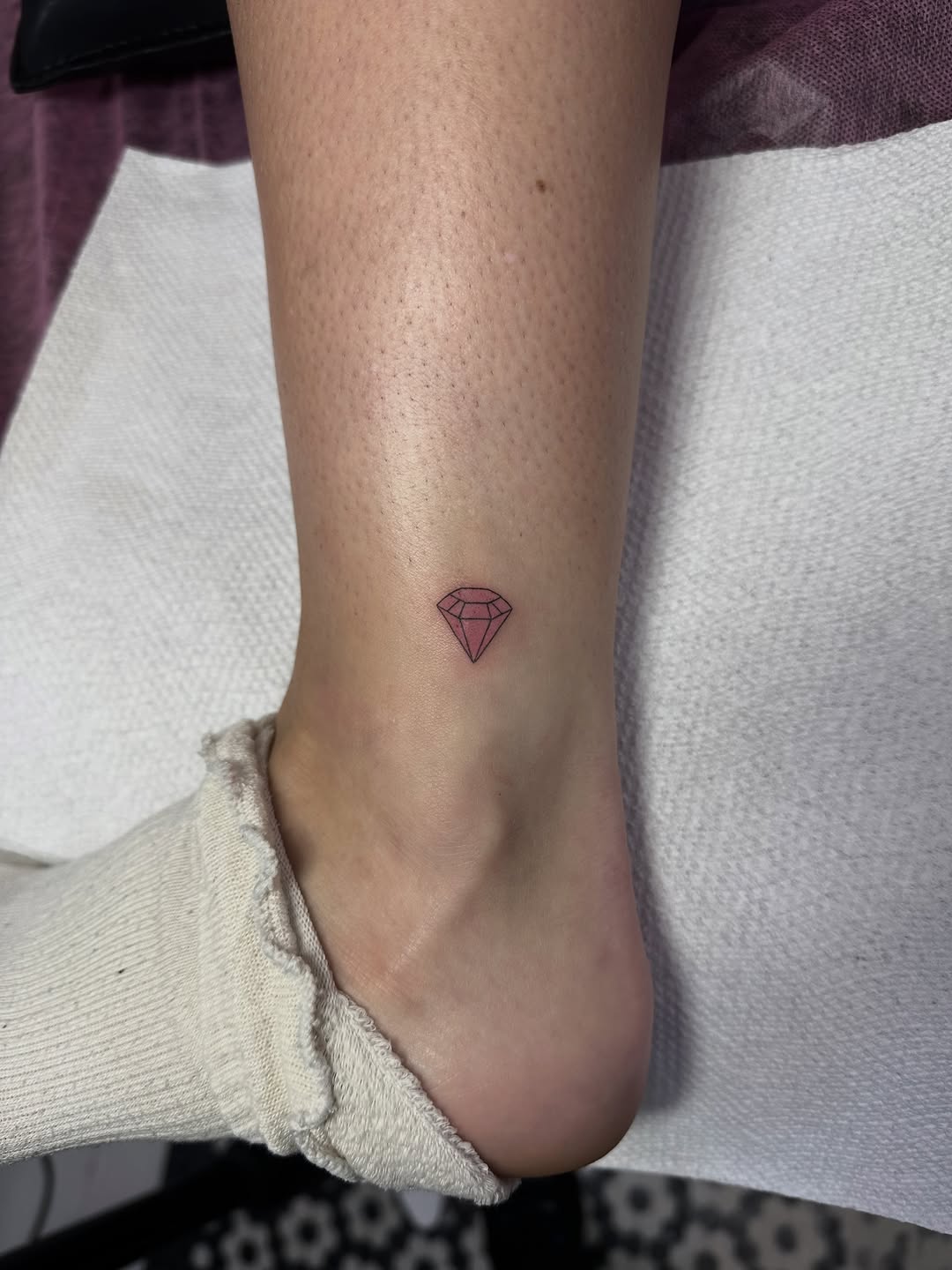 Tattoo by @seanharringtontattoo โ fine_line, minimalist