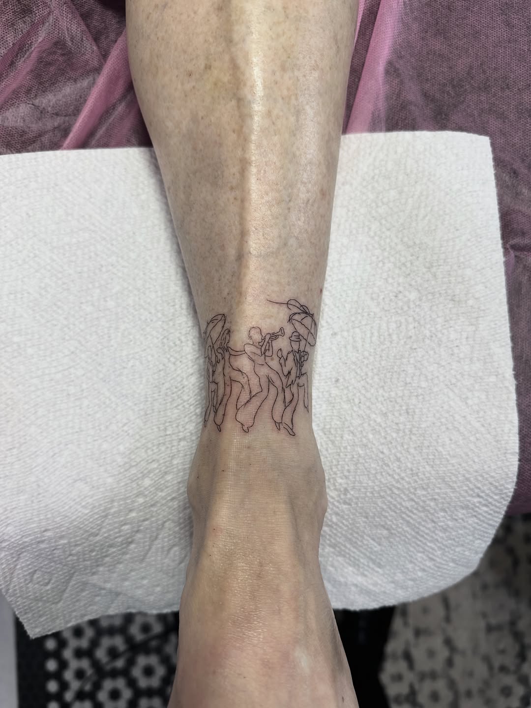 Tattoo by @seanharringtontattoo โ fine_line, sketch