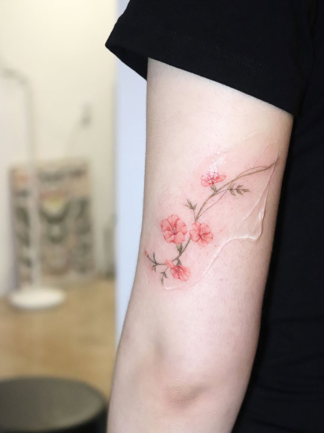 Tattoo by @vanilla__tattoo — fine_line, watercolor