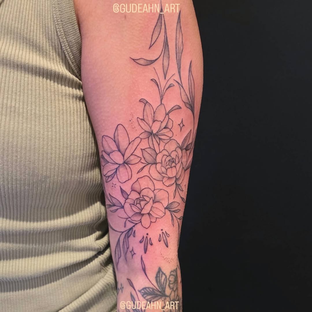 Tattoo by @gudeahn_art — fine_line, black_and_grey