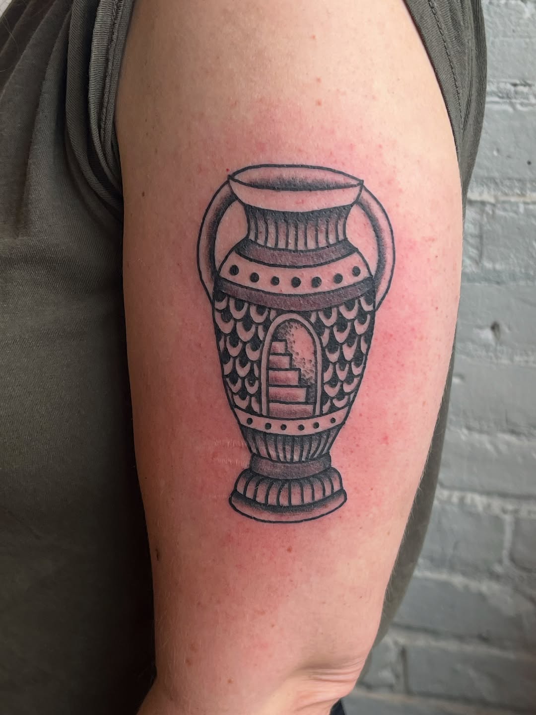 Tattoo by @bone.apple โ american_traditional