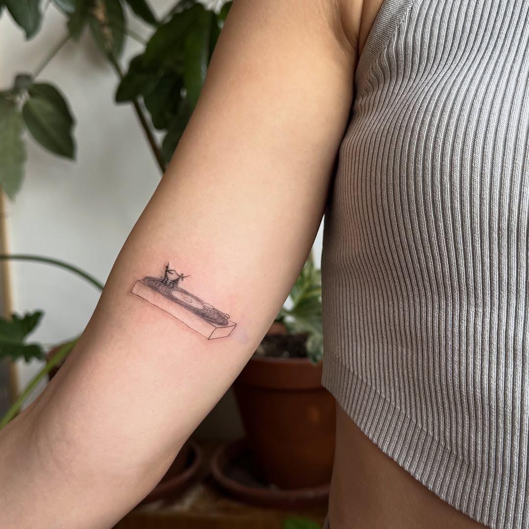 Tattoo by @babyjab_tattoo — fine_line, minimalist