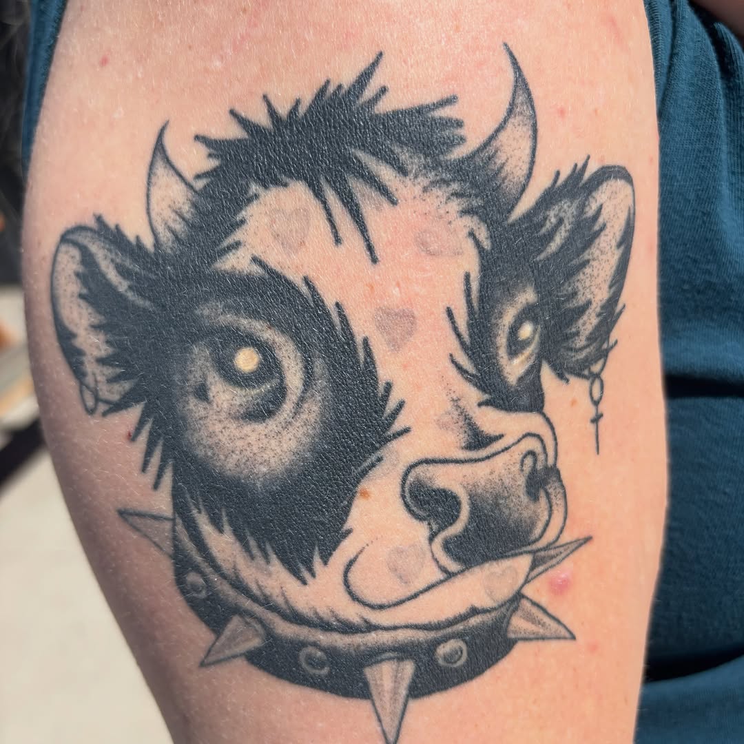 Tattoo by @thegonz541 — black_and_grey, realism