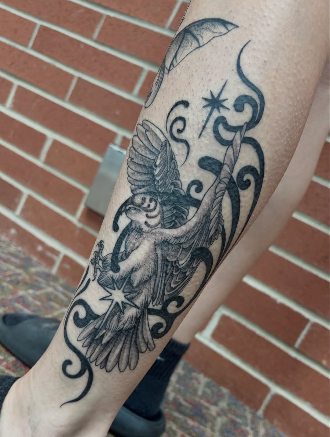 Tattoo by @han_vertal_ink — black_and_grey, realism
