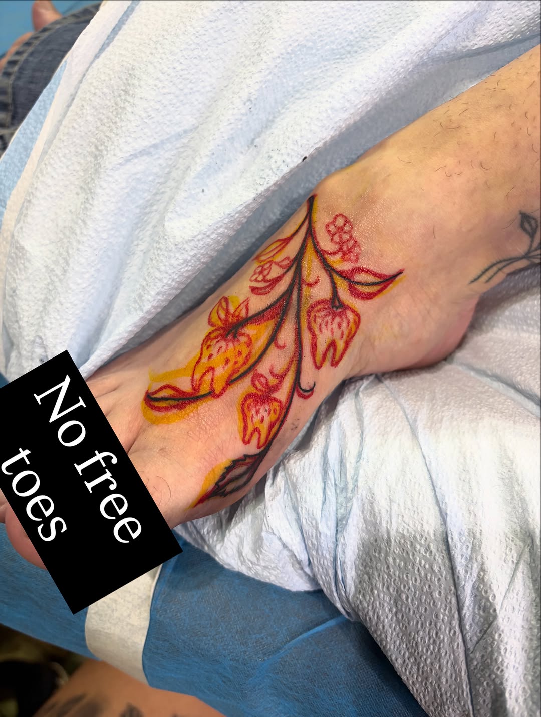 Tattoo by @han_vertal_ink — fine_line, illustrative