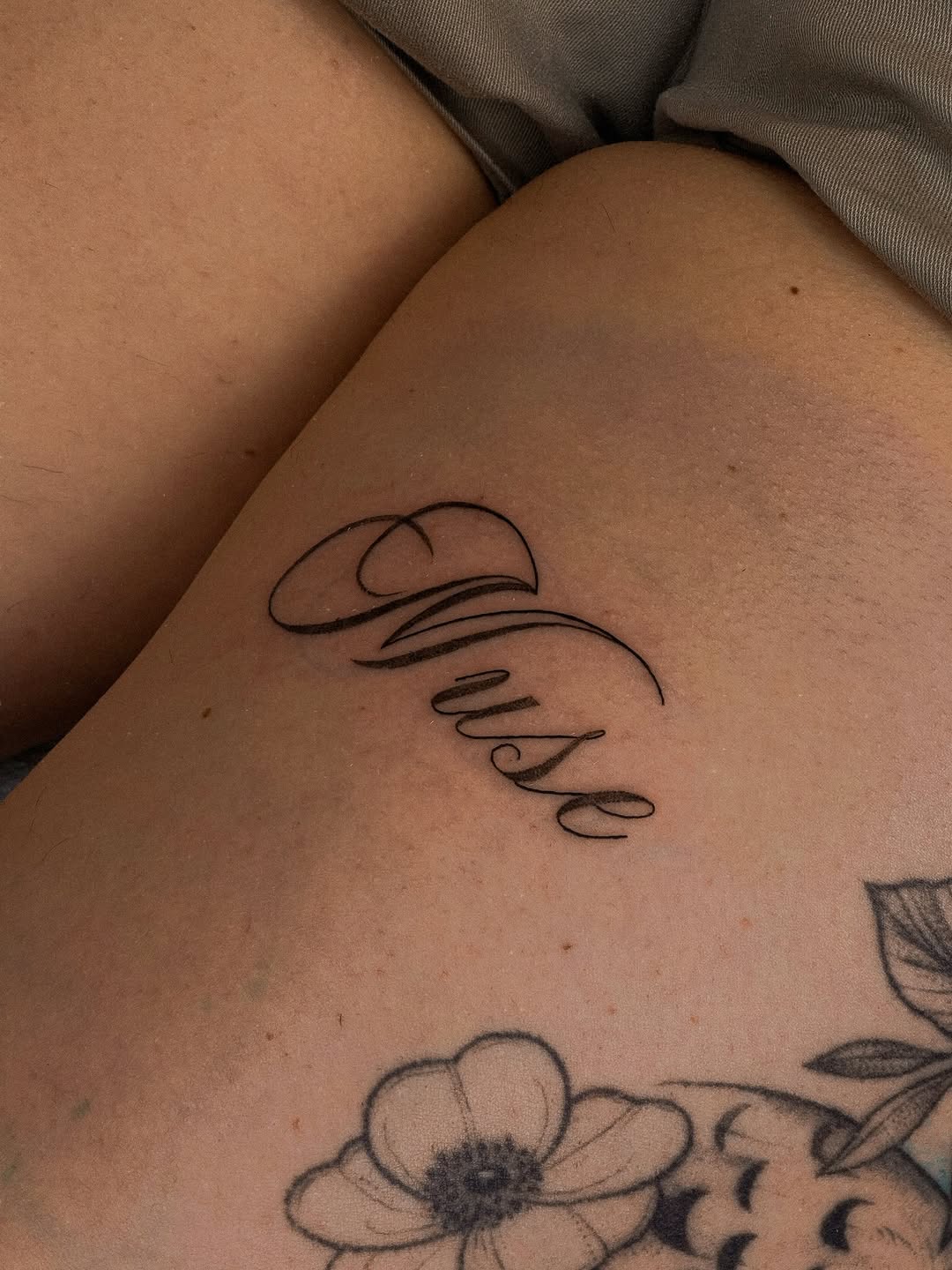 Tattoo by @peur_bleue.tattoo β lettering_script, fine_line